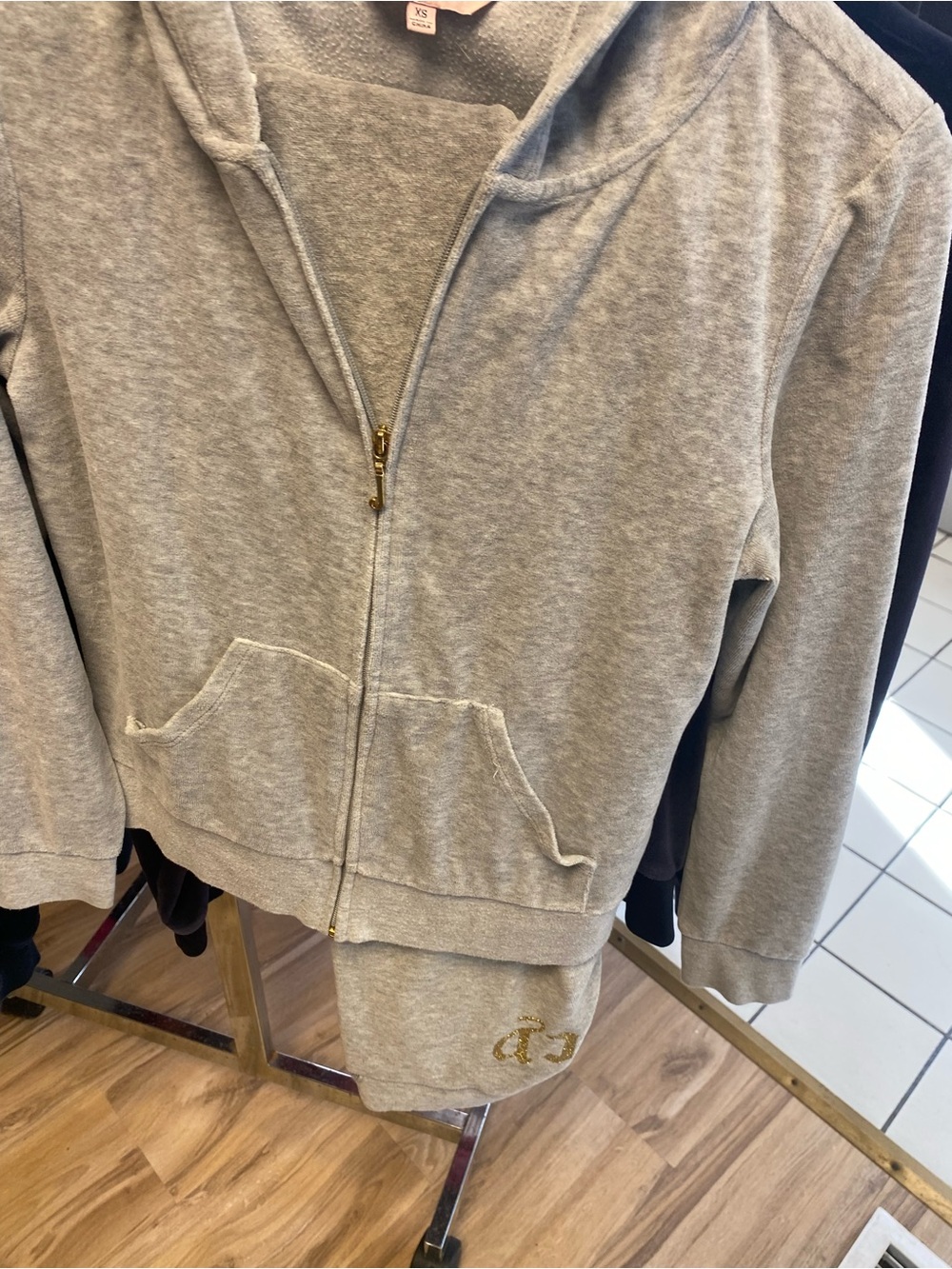 Juicy Couture Gray Hoodie with Pink Logo Tag - Picture 3 of 4